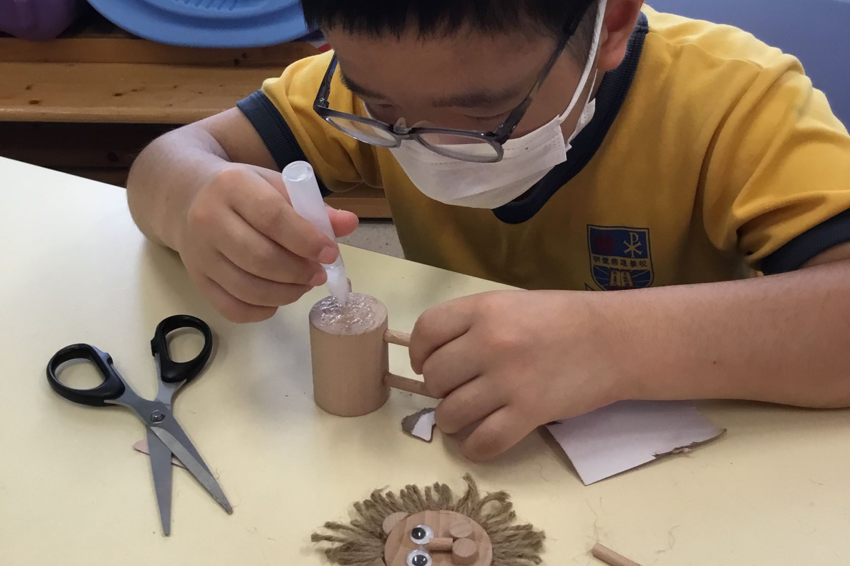 Wooden Lion (Handicraft)